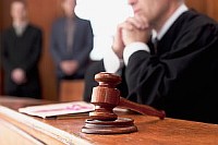 1487266790_experienced-lawyers