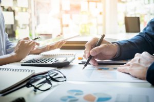 1585743105_tax-consulting-1